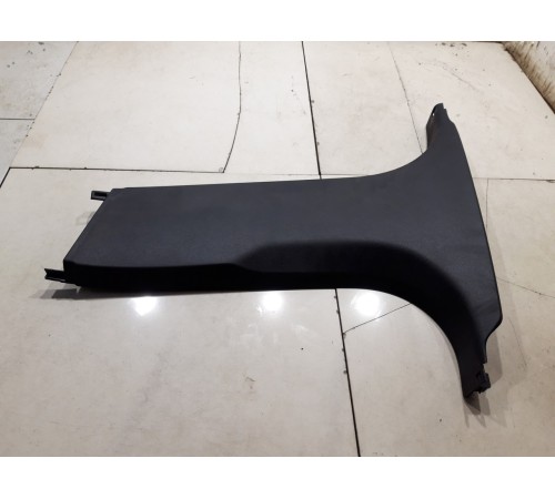 Обшивка центральной стойки(левая нижняя)