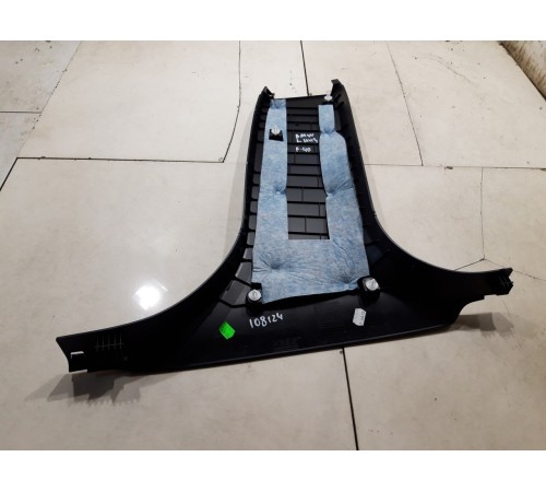 Обшивка центральной стойки(левая нижняя)