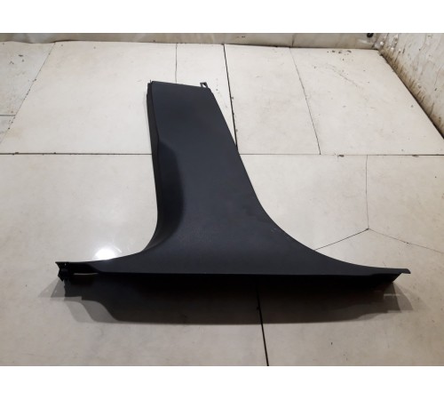 Обшивка центральной стойки(левая нижняя)