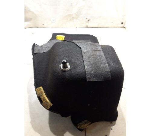 Обшивка багажника(правая)