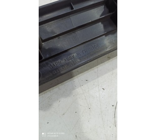 Накладка порога (передняя левая)