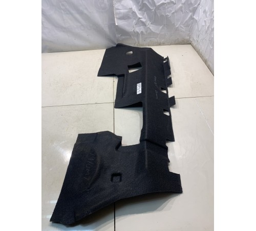 Обшивка пола багажника