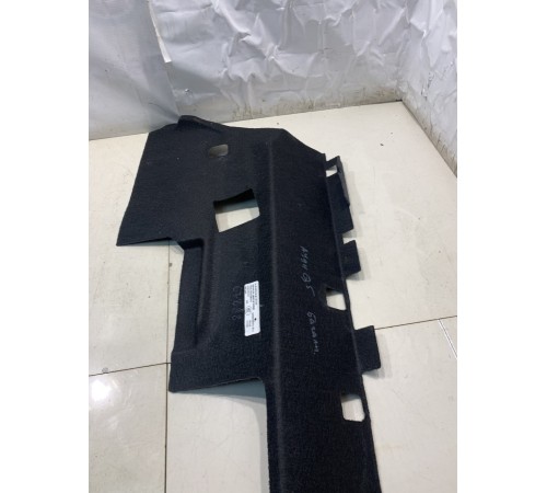 Обшивка пола багажника