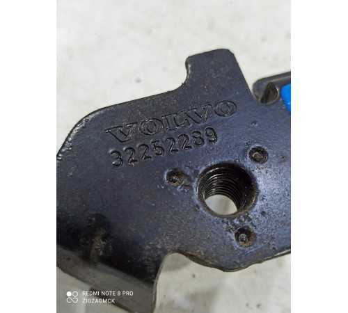 Кронштейн(крепление) кузова