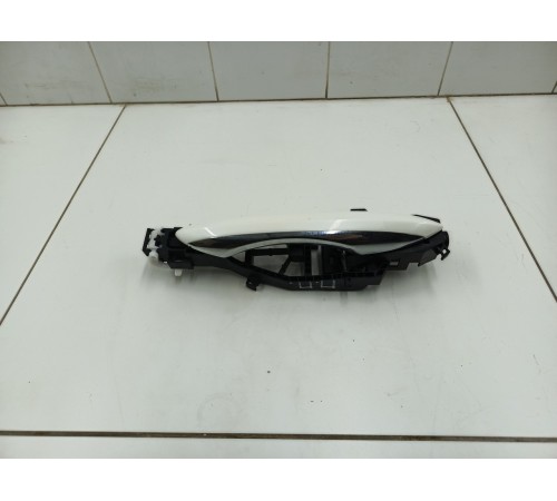 Ручка двери передняя правая внешняя