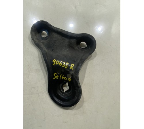 Кронштейн(крепление) кузова правый