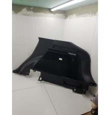 Обшивка багажника правая