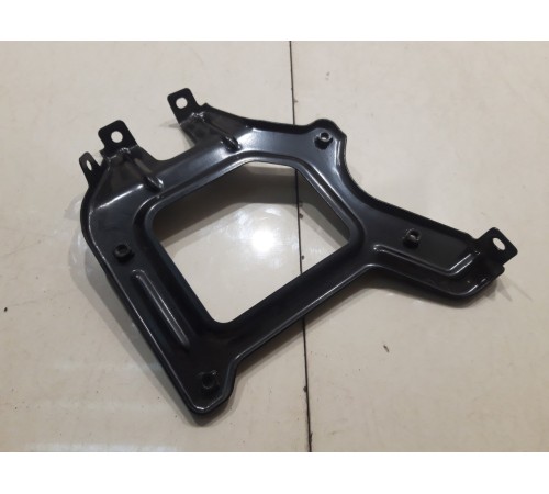 Крепление блока управления двигателем