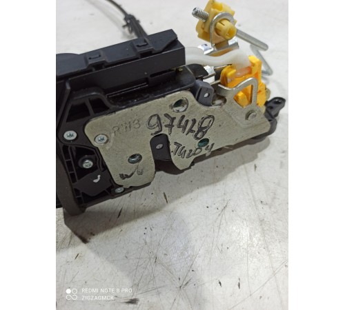 Замок двери (задний правый)