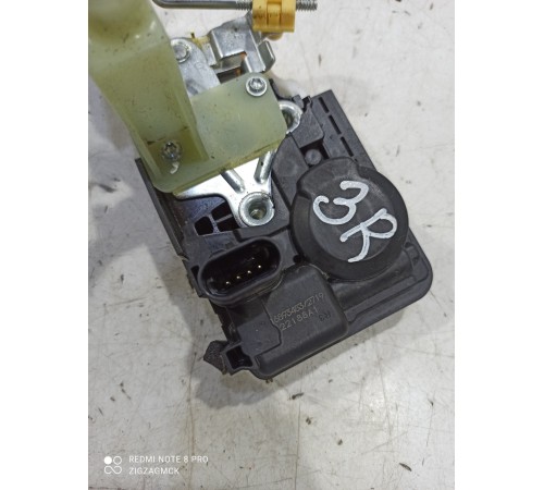 Замок двери (задний правый)