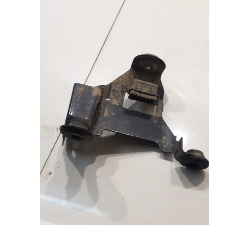 Кронштейн клапана отопителя