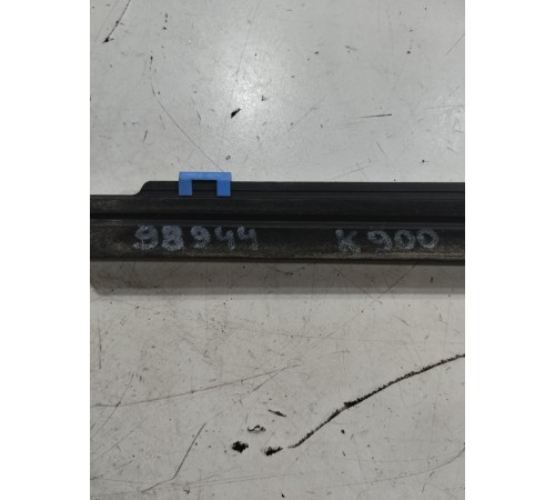 Уплотнитель стекла (задний левый наружный)