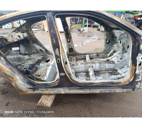 Порог со стойкой правый