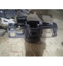 Передняя панель салона