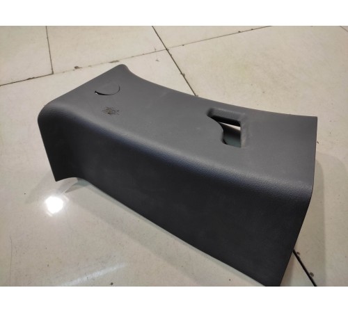 Обшивка стойки (задняя, левая)