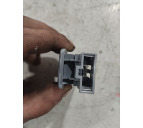 Плафон подсветки салона