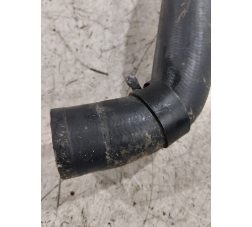 Патрубок радиатора