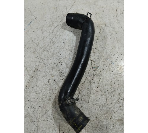 Патрубок радиатора