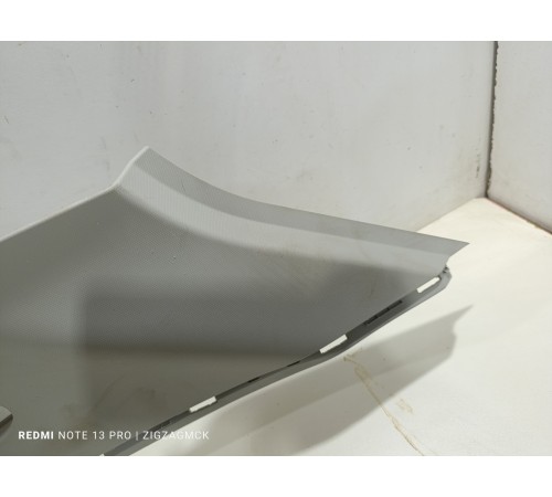 Обшивка стойки задняя правая