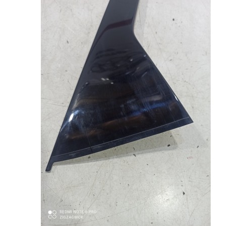 Накладка двери (задняя правая)