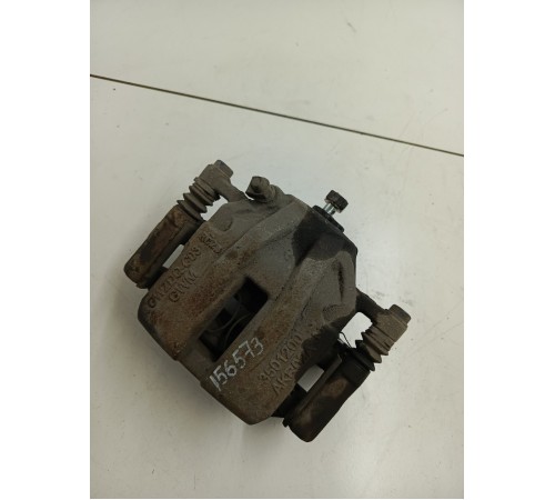 Суппорт передний правый