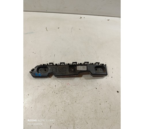 Кронштейн заднего бампера правый