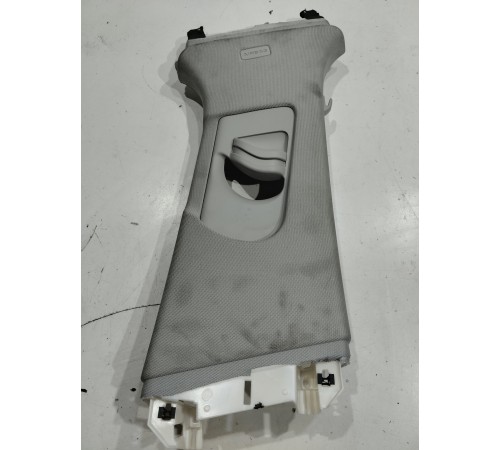 Обшивка центральной стойки(правая верхняя)