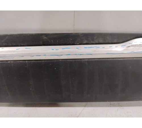 Накладка двери передняя правая нижняя