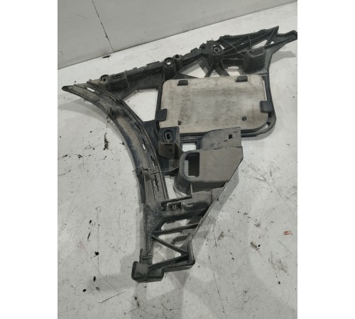 Кронштейн(крепление) заднего бампера правый