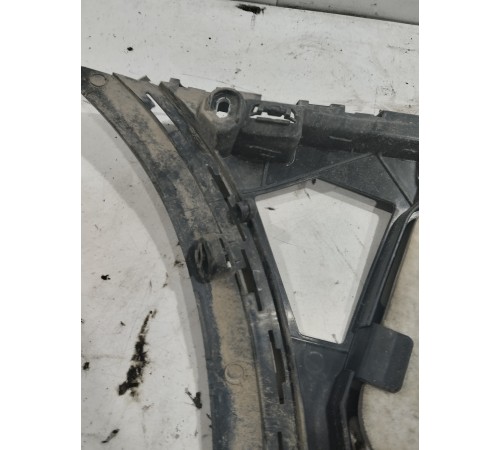 Кронштейн(крепление) заднего бампера правый