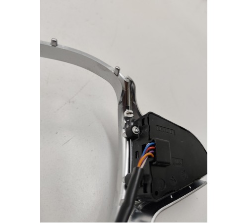 Кнопки рулевого колеса (руля)