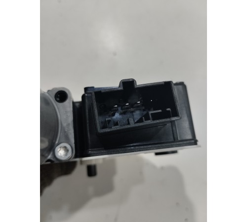 Моторчик стеклоподъемника (задний левый)