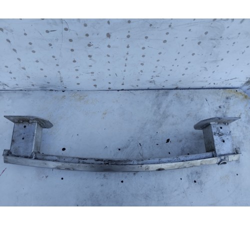 Усилитель бампера задний