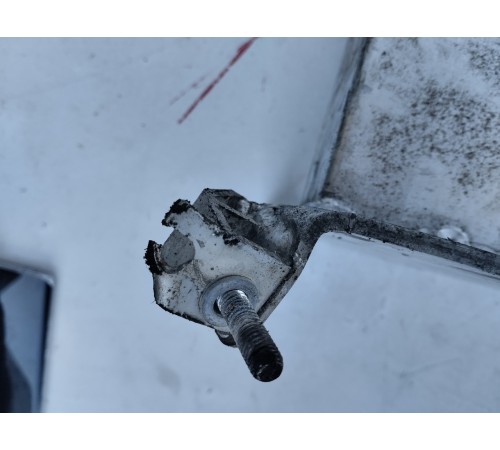 Усилитель бампера задний