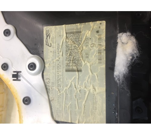 Обшивка двери (передняя, правая)