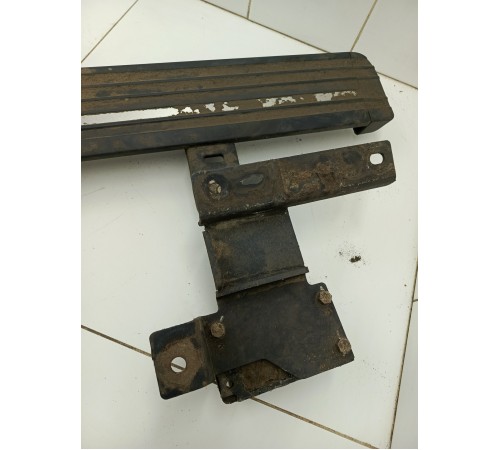 Подножка порога выдвижная правая в сборе с моторчиком