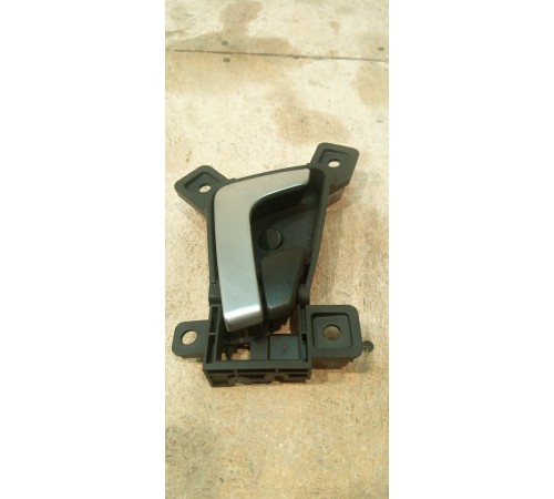 Ручка двери внутренняя правая