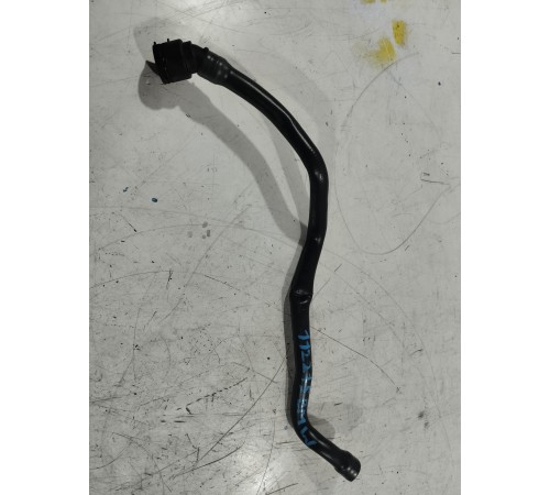 Патрубок системы охлаждения