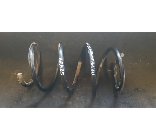 Пружина  передняя