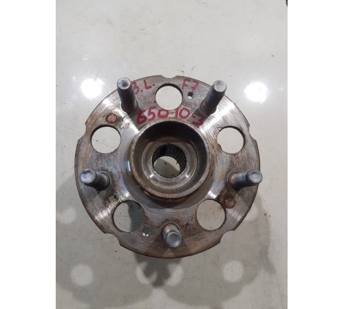 Ступица задняя левая