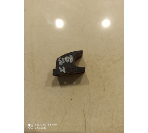 Кнопка откидывания сиденья