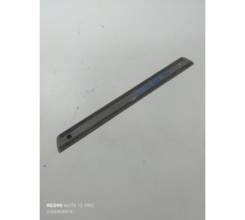 Накладка порога передняя левая