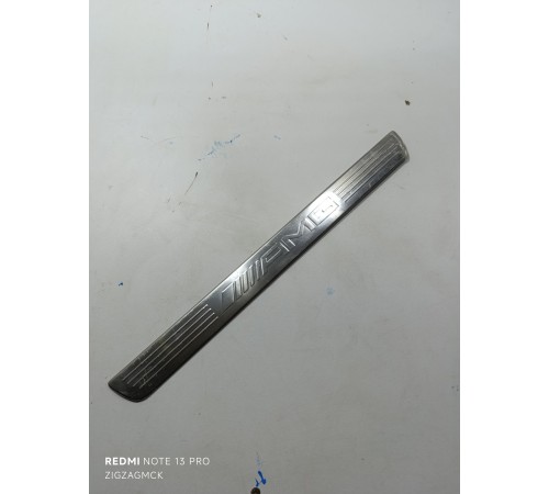 Накладка порога передняя левая