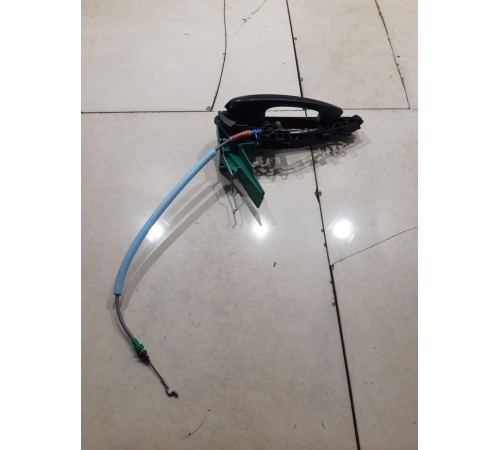 Ручка двери (передняя правая внешняя)