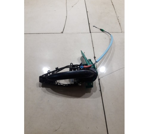 Ручка двери (передняя правая внешняя)