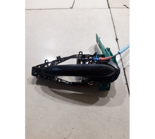 Ручка двери (передняя правая внешняя)