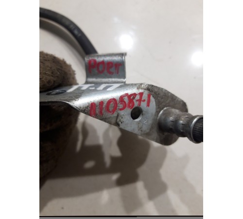 Тормозной шланг (передний правый)