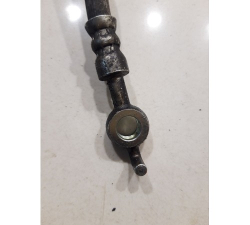 Тормозной шланг (передний правый)