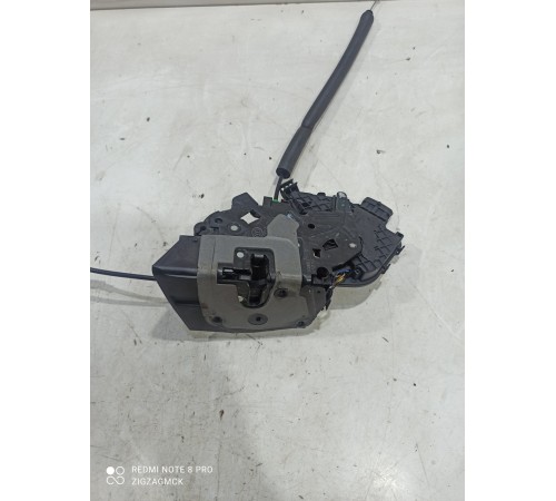 Замок двери (задний левый)