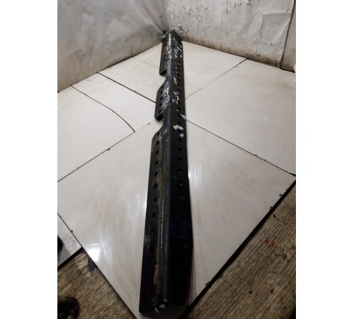 Усилитель рамы наружный левый